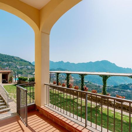 Appartamento Anna In Villa Laura Scala Exterior foto